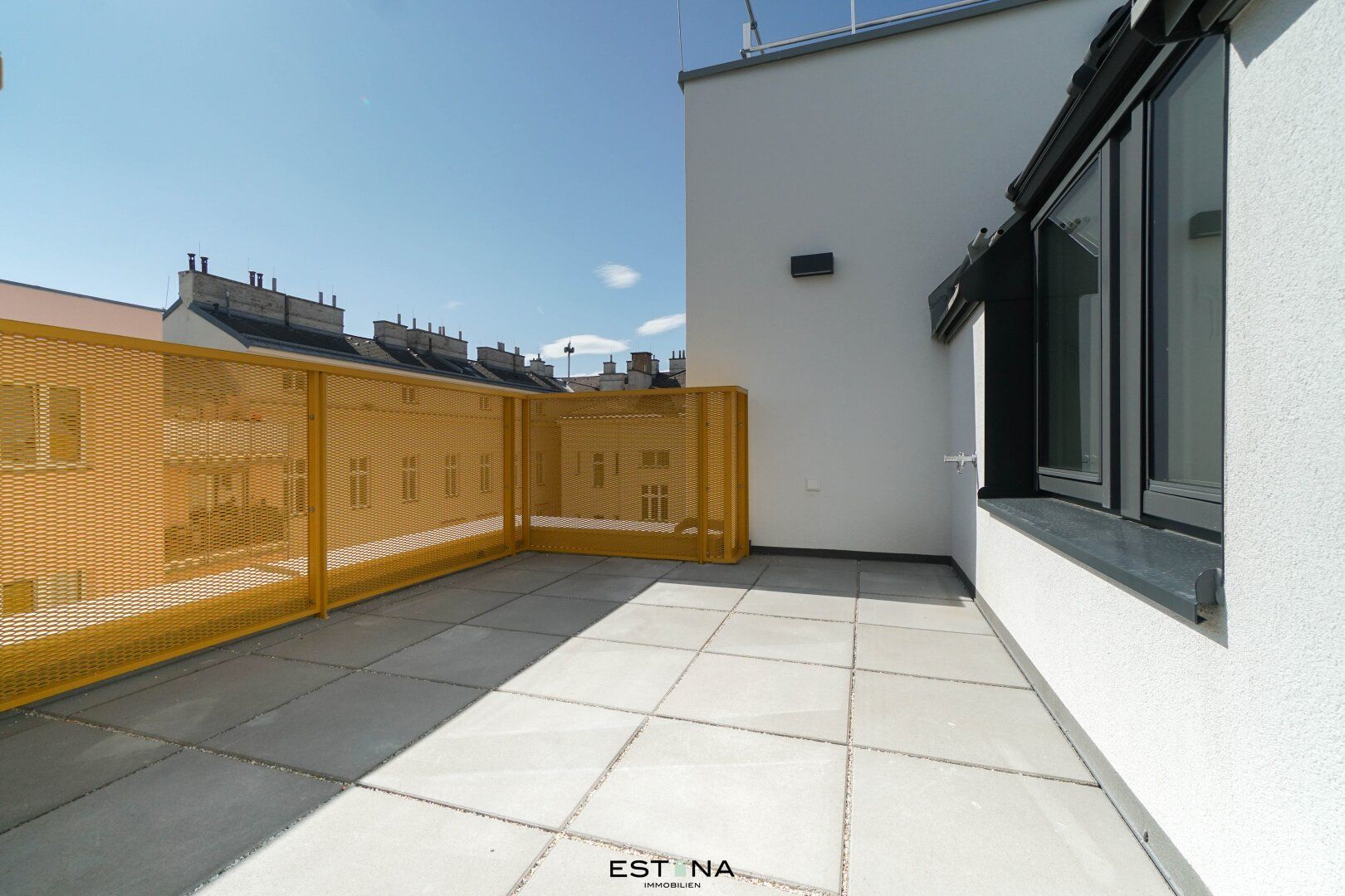 Provisionsfrei - Dachgeschoss mit Terrasse - urbanes Wohnen über den Dächern