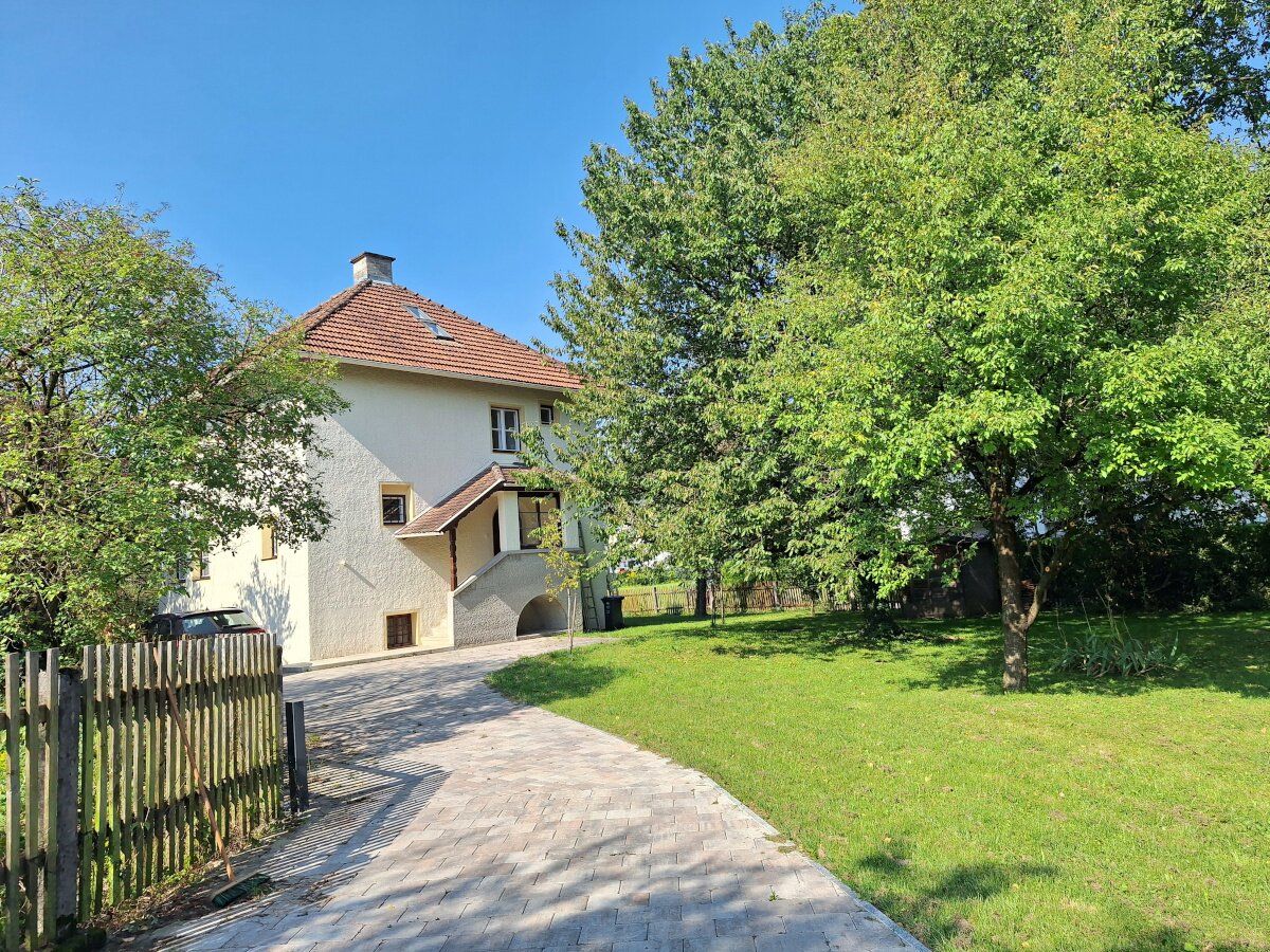 Entzückendes Einfamilienhaus mit Gartenparadies!
