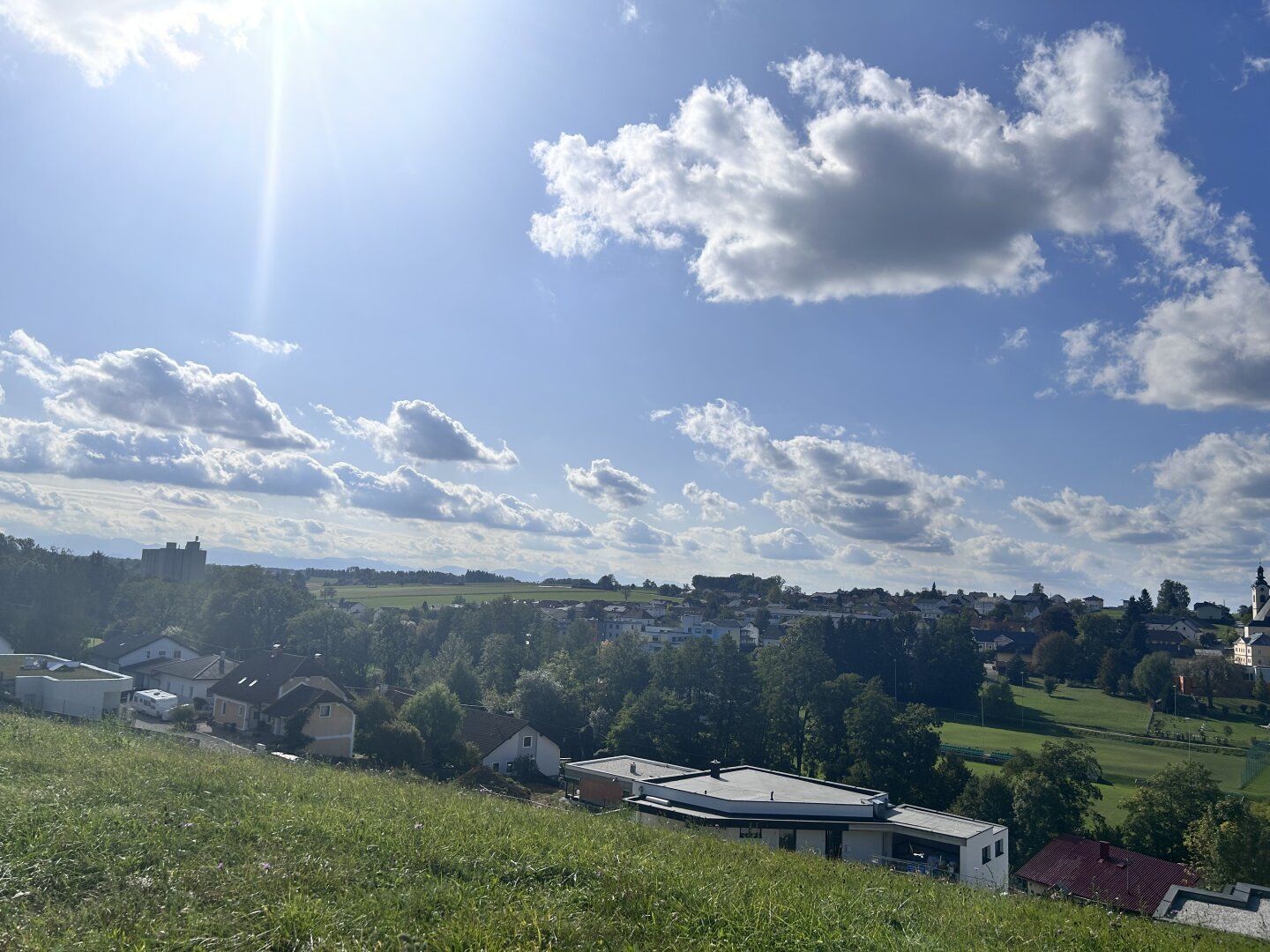 ACHTUNG neuer Preis! Grundstück mit wunderschöner Aussicht - Doppelhausbebauung möglich
