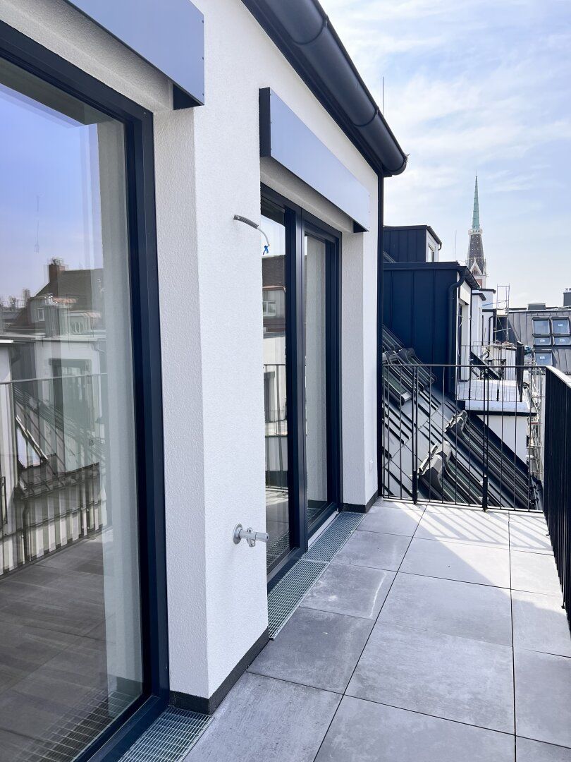 Erstbezug! Schöne Dachgeschosswohnung mit Terrasse – pohled 2