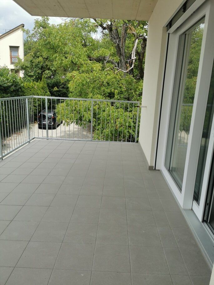 * * Moderne Erstbezugswohnung mit 3 Zimmern und zwei Terrassen in begehrter Lage. * *