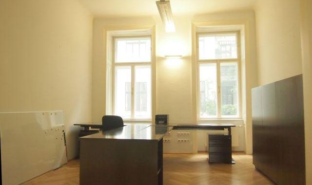 B&#252;rozimmer 2