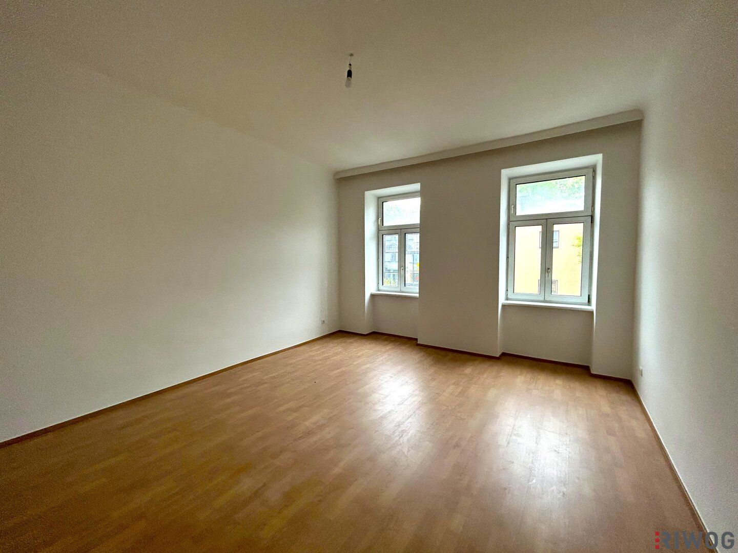 An der U1 Station Keplerplatz - 1 Zimmer mit separater Küche - beim Wiener Hauptbahnhof