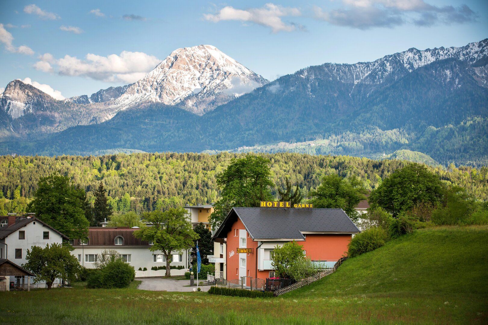Ganzjahresbetrieb mit hervorragender Auslastung und Umsatz - Hotel Garni - Ansicht 4