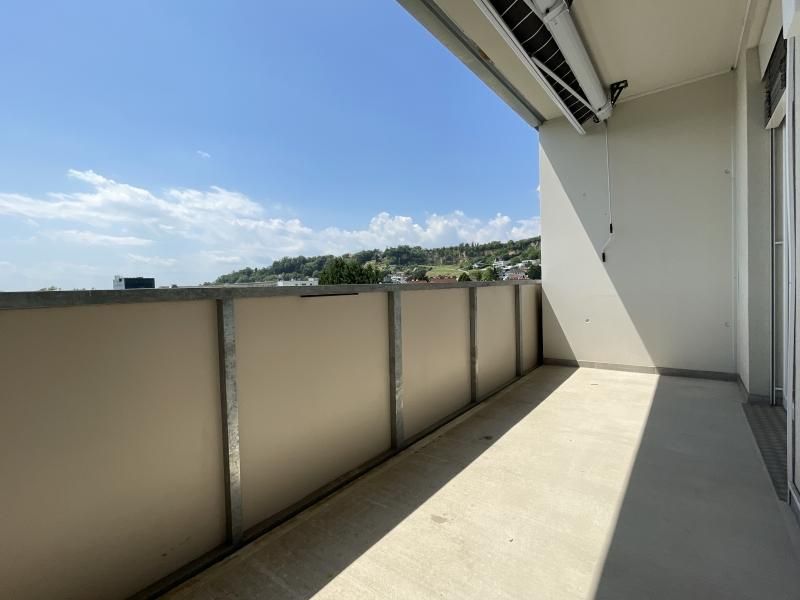 Moderne Wohnung mit Südbalkon