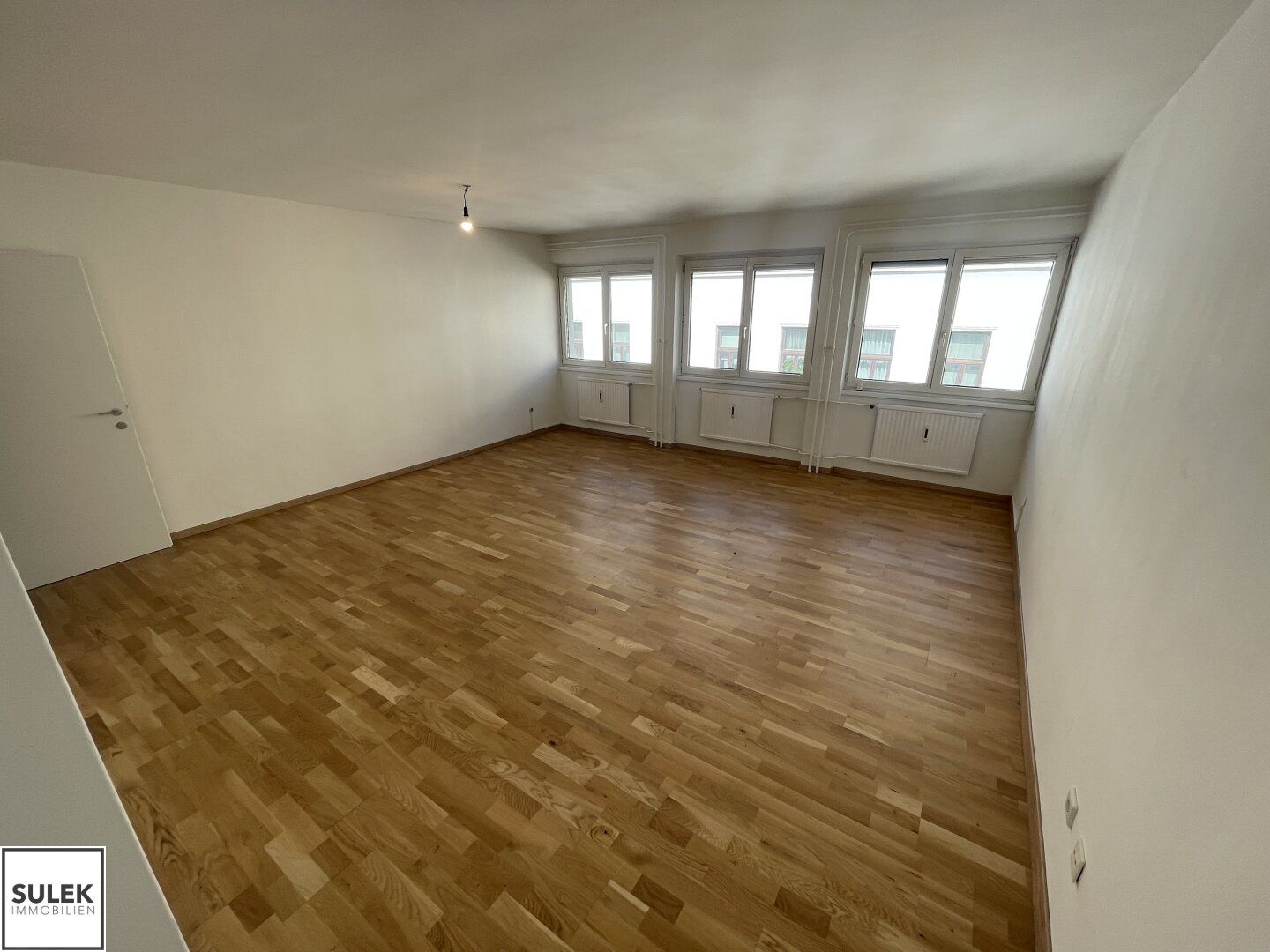 Helle 1-Zimmer Stadtwohnung gleich beim Rathaus