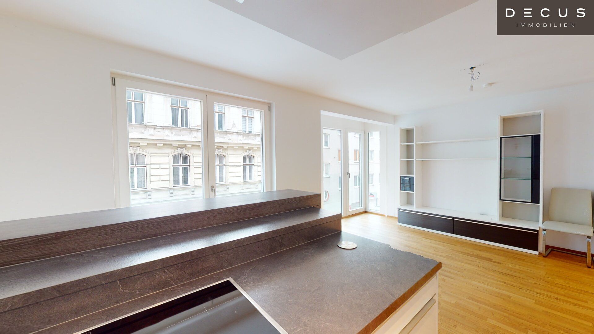 | NASCHMARKT | 6. BEZIRK | 3 ZIMMER | BALKON | MODERNE AUSSTATTUNG | AB AUGUST VERFÜGBAR