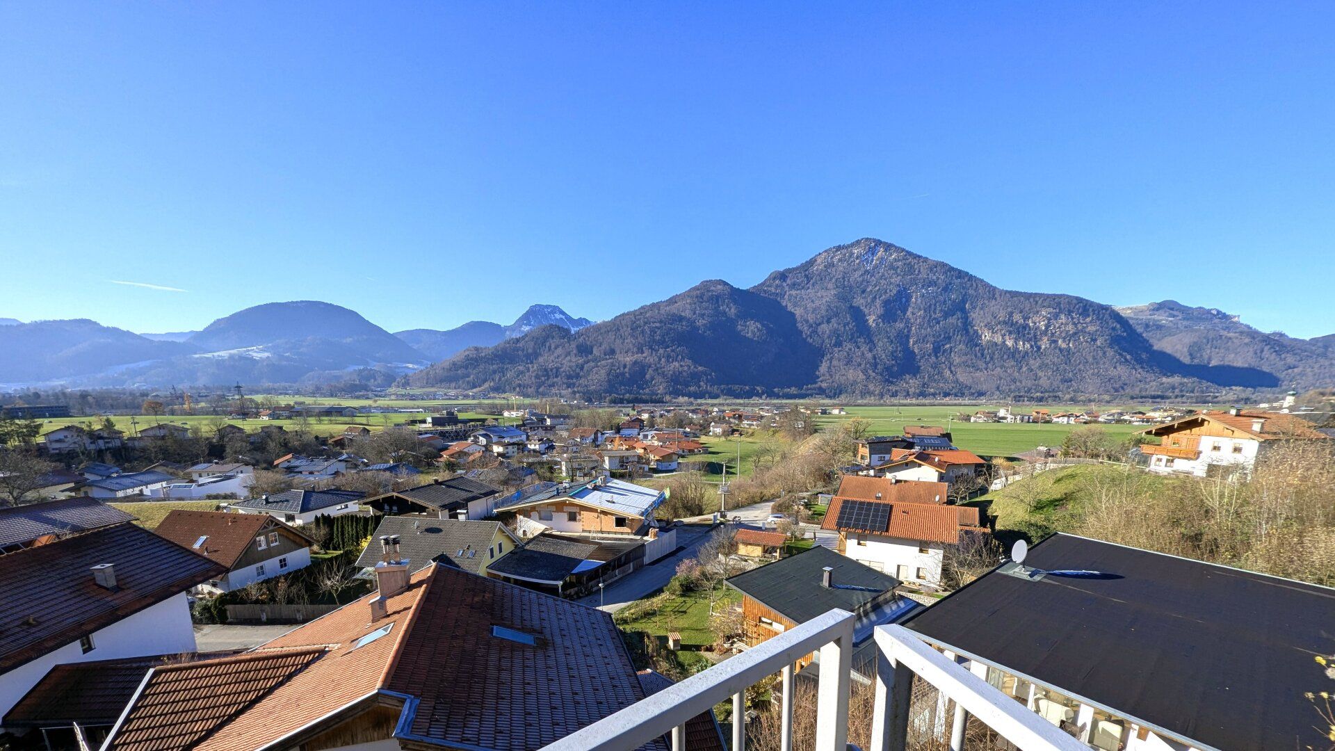 Ruhige 3-Zimmer-Penthousewohnung in Panoramalage im Tiroler Festspielort Erl
