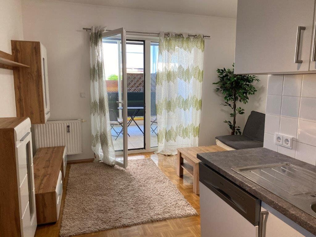 Top-gepflegte 2-Zimmer-Wohnung mit Loggia & Abstellplatz nahe MURPARK