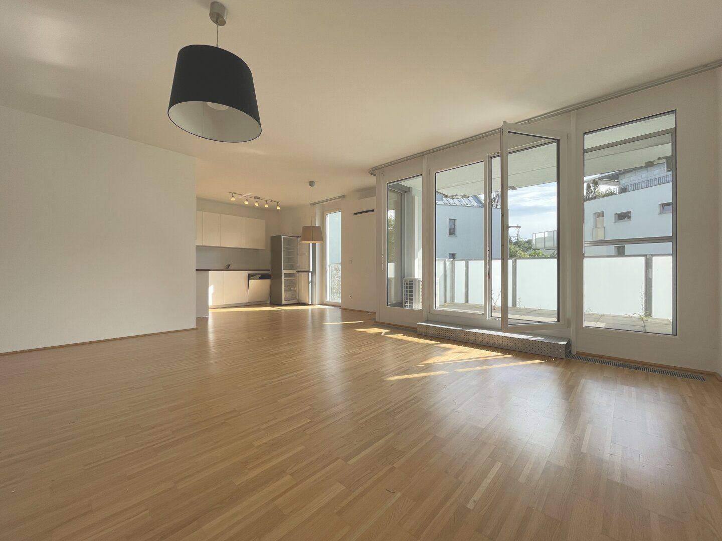 Moderne, klimatisierte 3 - Zimmer - Wohnung mit Lift und Balkon in Top Lage