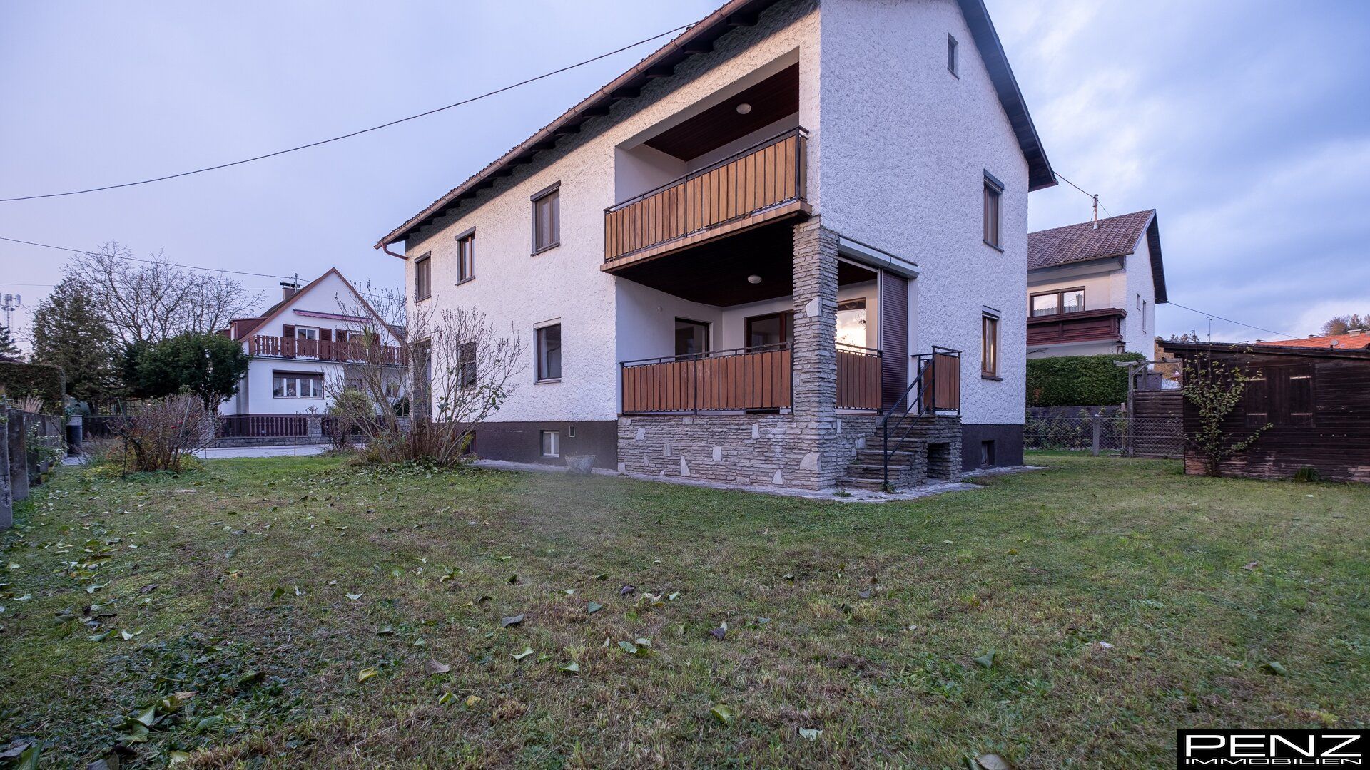 OTTENSHEIM: Helle Wohnung mit Gartenanteil, Garage und Stellplatz in bester Wohngegend