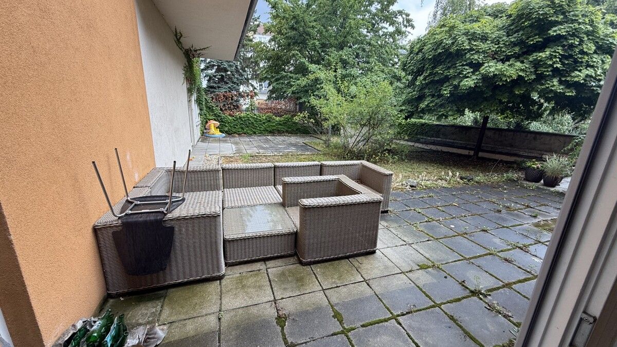 Unbefristete Gartenwohnung mit großer Terrasse! KEINE ANRUFE - ANFRAGEN NUR PER MAIL!
