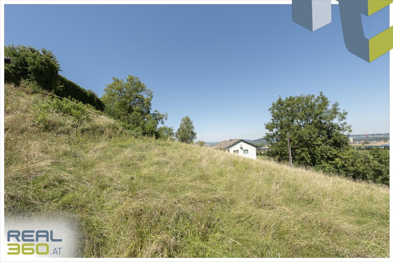 Sonniges Hanggrundstück in Stadtnähe mit Wohnbauwidmung! - View 2
