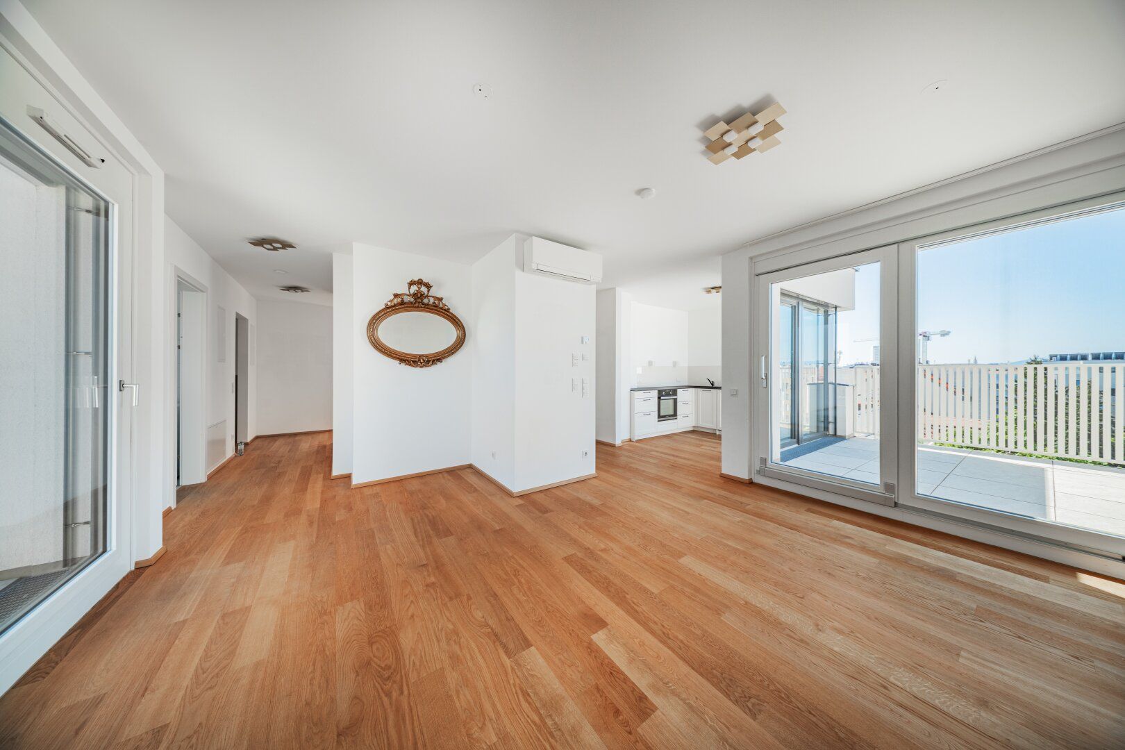RARITÄT! Dachgeschoß OHNE SCHRÄGEN mit 3 TERRASSEN und FERNBLICK! GARAGE im Haus!