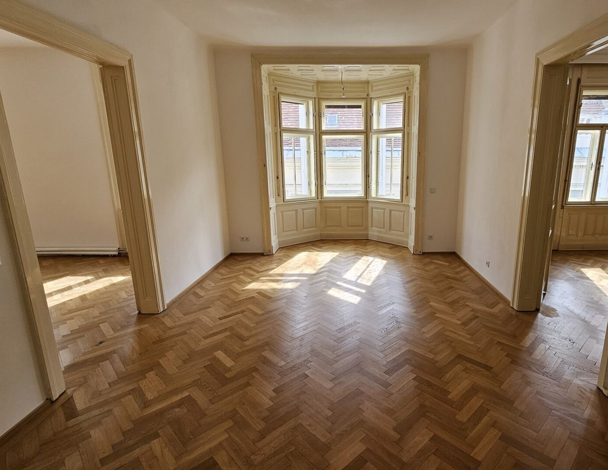 WG-taugliche Mietwohnung im 2. Liftstock im Herzen von Wiener Neustadt
