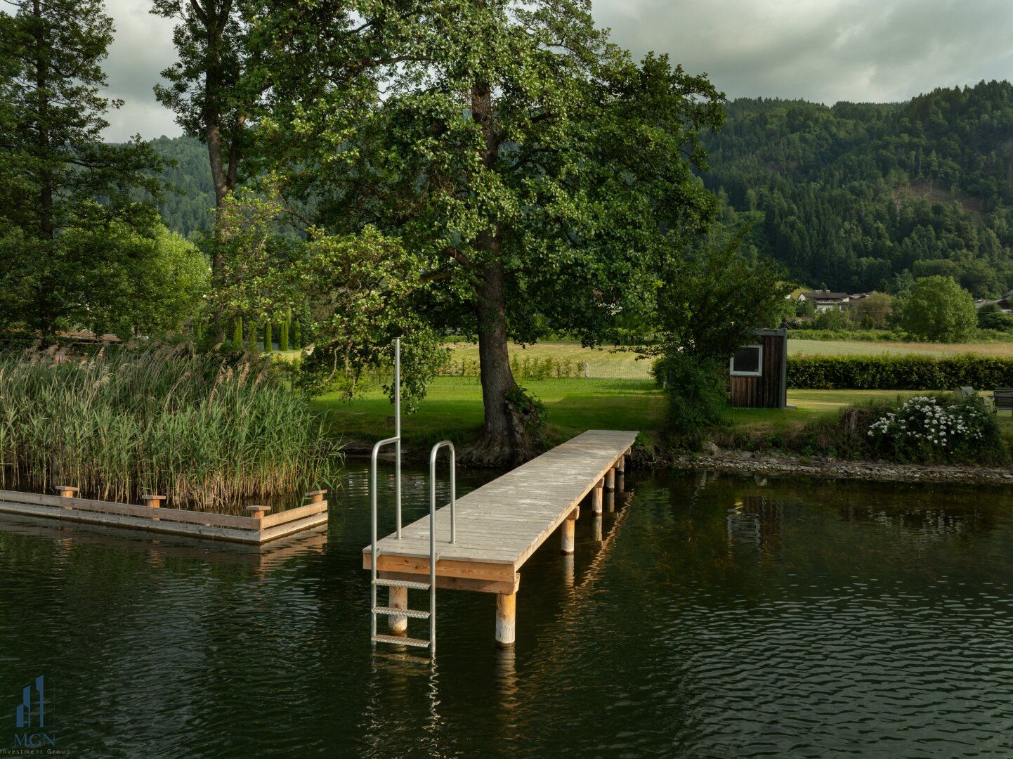 Gartenwohnung mit exklusivem Seezugang - Lebensqualität und Natur perfekt vereint