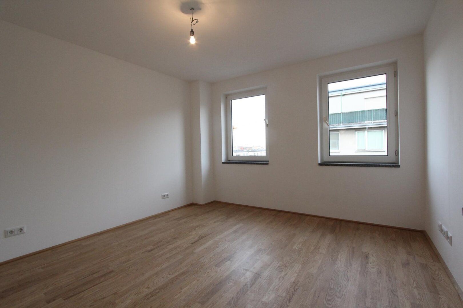 MODERNE 2-ZIMMER-WOHNUNG IM 12.BEZIRK!