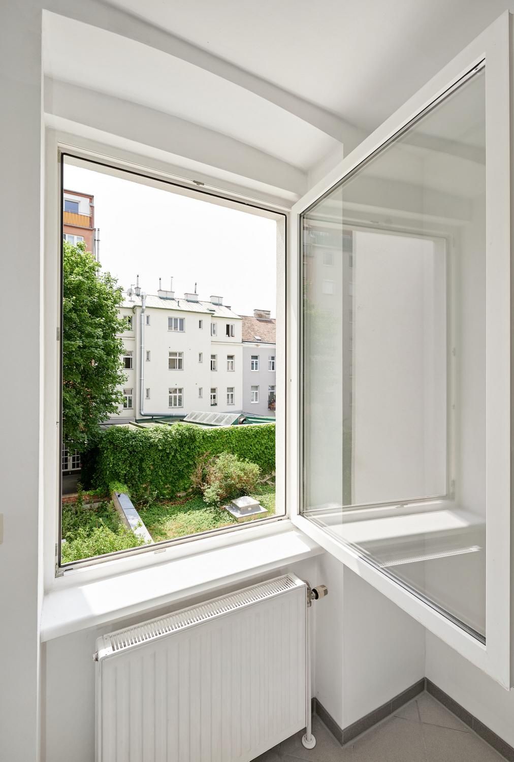 Geräumige Einraumwohnung in der Buchengasse! - Més