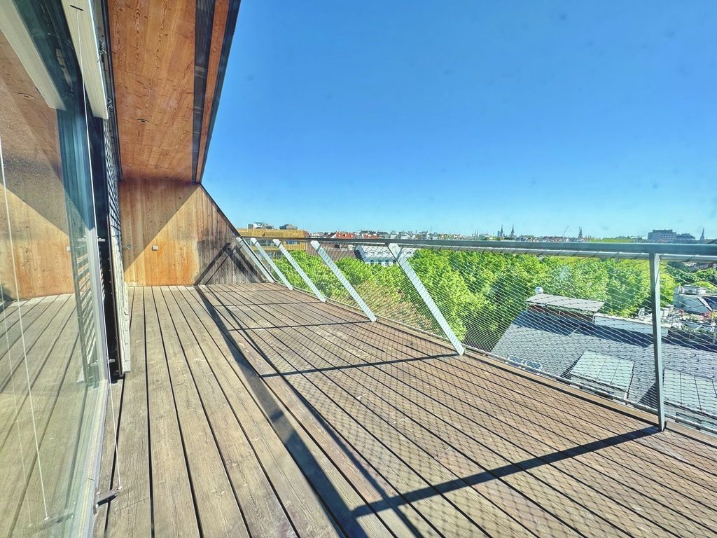 TERRASSENTRAUM MIT WIENBLICK IN TOPLAGE | EXKLUSIVE, HELLE 4 ZIMMER | U-BAHN NÄHE
