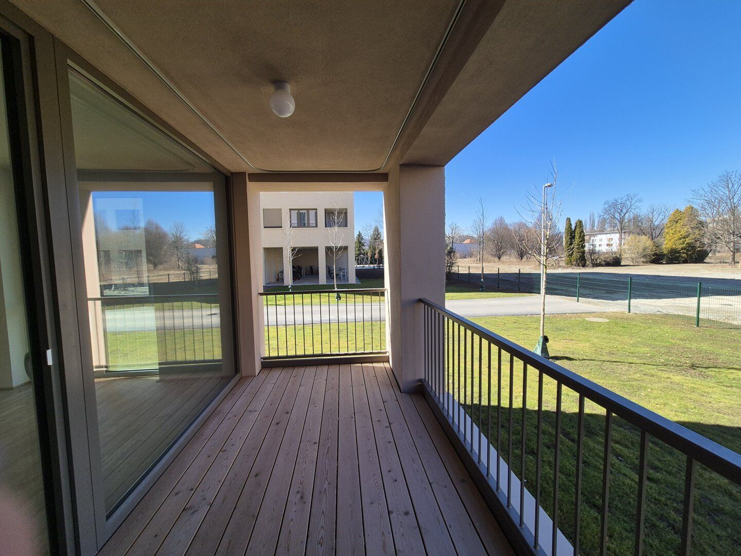 Große sehr helle 3-Zimmer-Wohnung mit Loggia & idealem Grundriss!