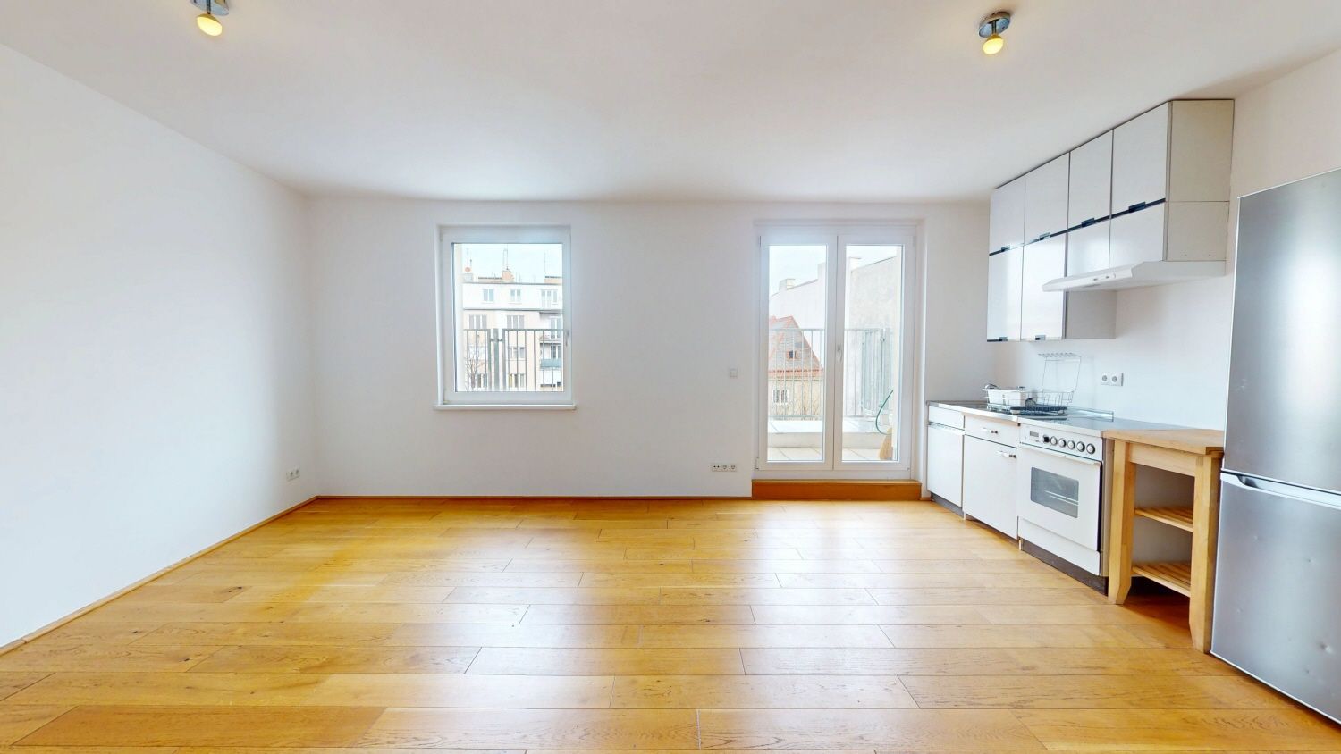 Helles 1-Zimmer-DG-Loft mit Terrasse nähe Yppenplatz und AKH!