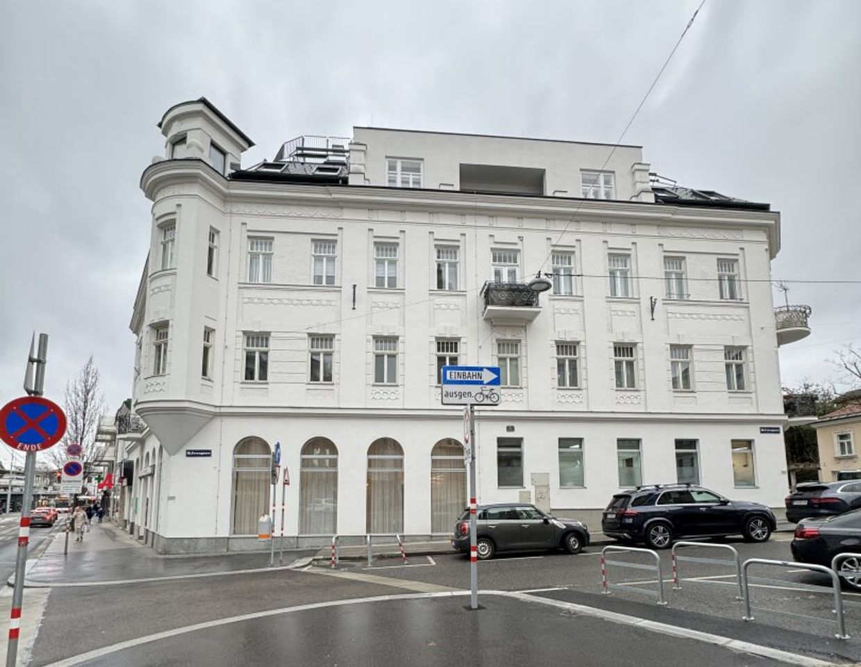 Exklusive Dachgeschosswohnung mit 2 Terrassen in Top-Lage