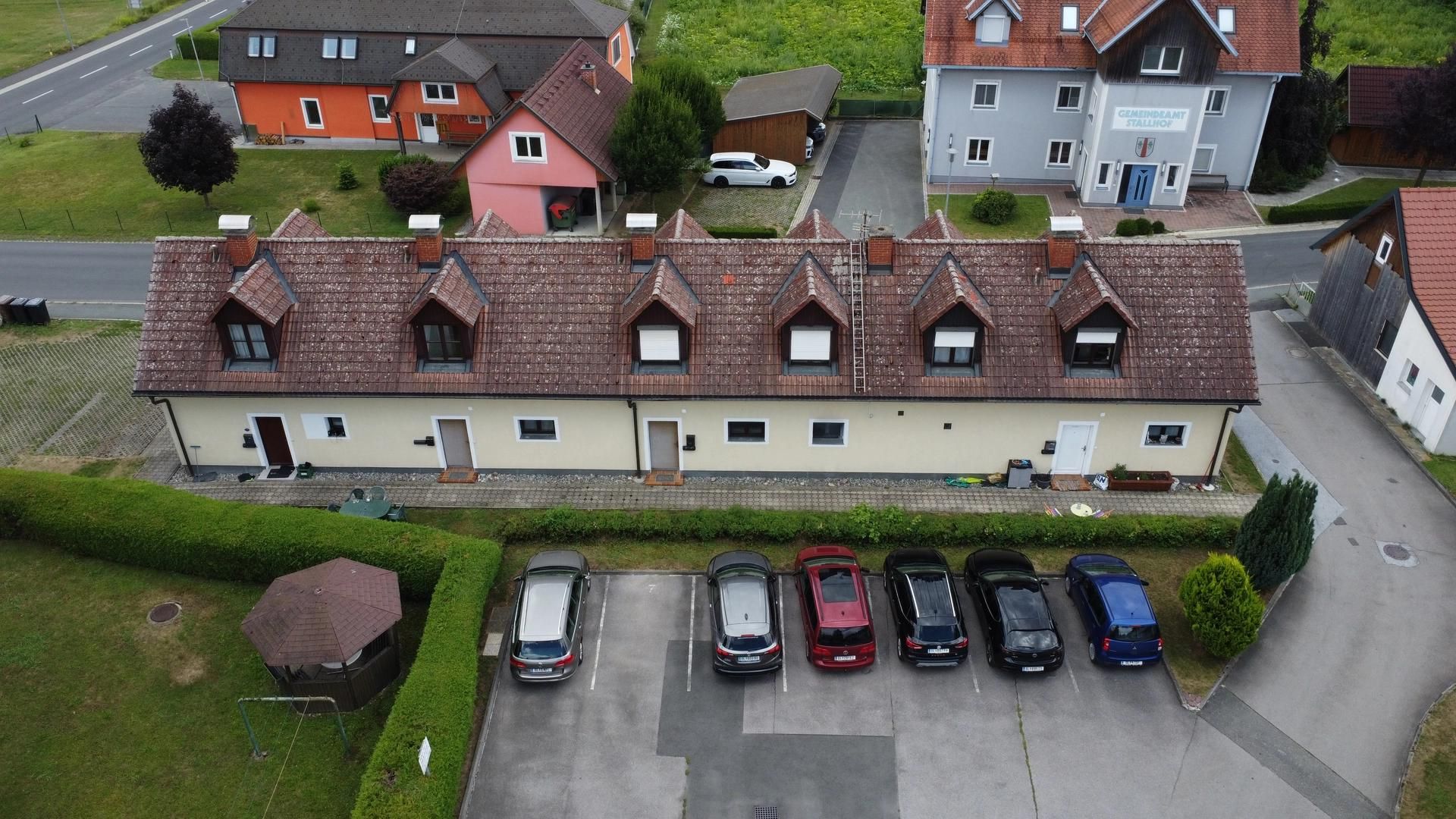 MEHRPARTEIENHAUS MIT ENTWICKLUNGSPOTENZIAL (Provisionsfrei) - Ansicht 2