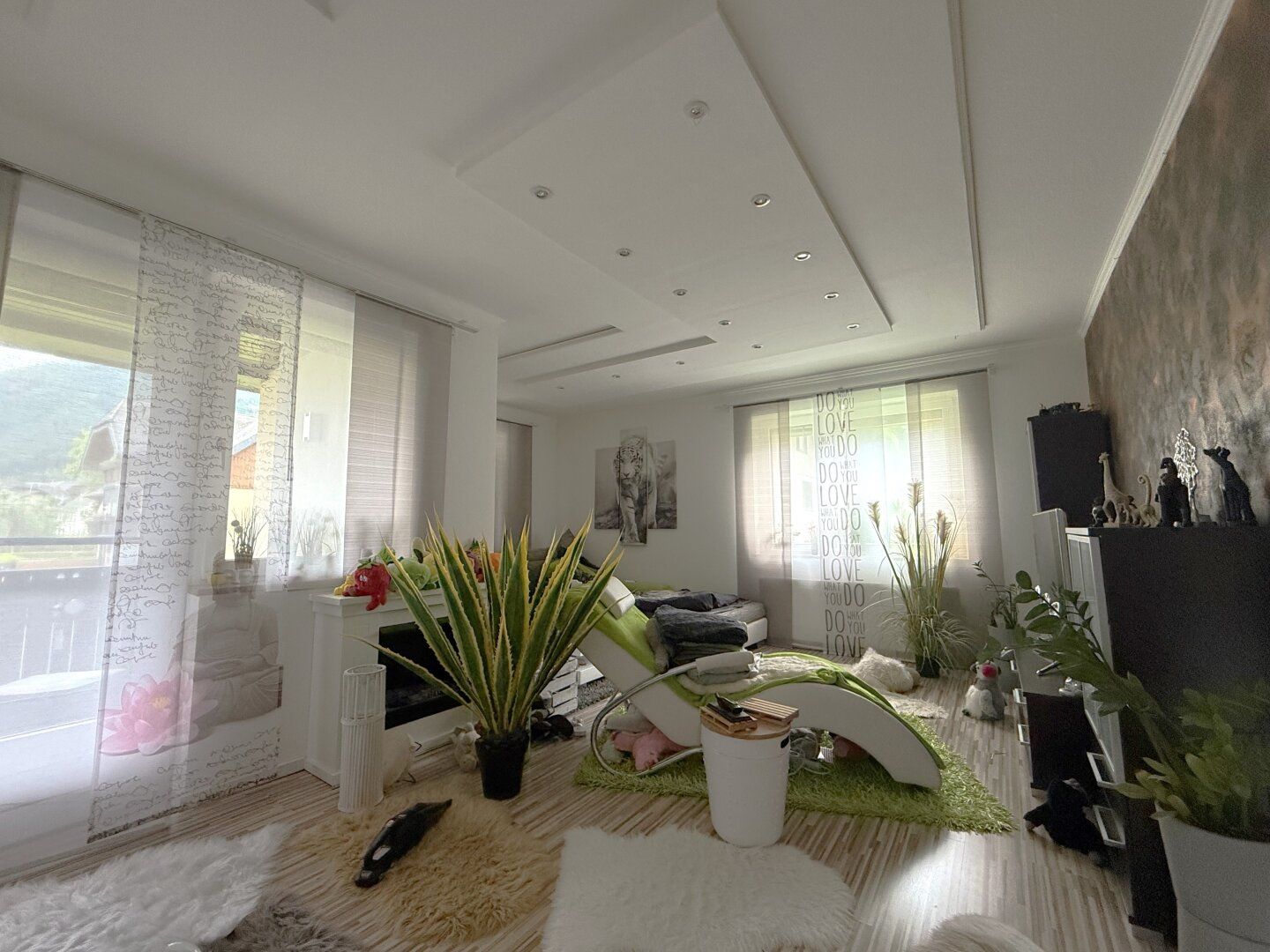 3 Zimmer - Eigentumswohnung mit westseitiger Loggia und Tiefgaragenabstellplatz