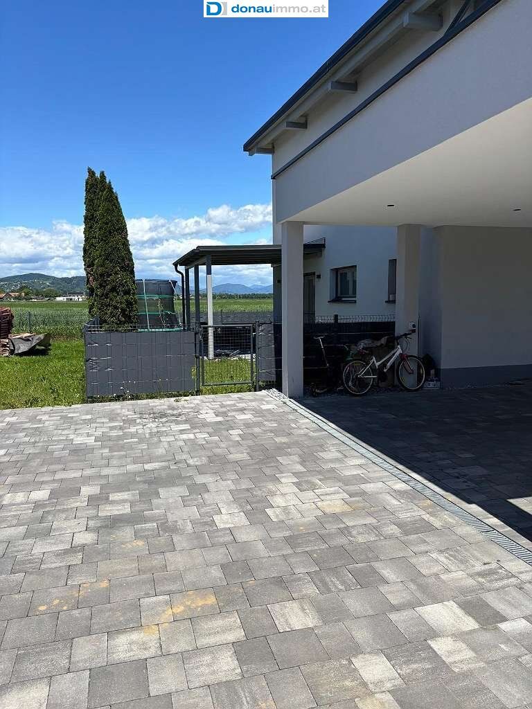 Neuwertiges, schönes Doppelhaus mit sonniger Ruhelage in Oberpremstätten