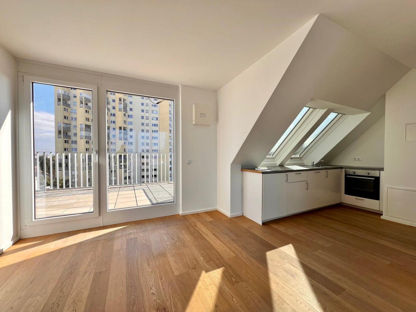 ANLAGEWOHNUNG- Moderne 73,5m2 Dachwohnung mit toller 16,1m2 Terrasse (TOP 34 - 2.DG)