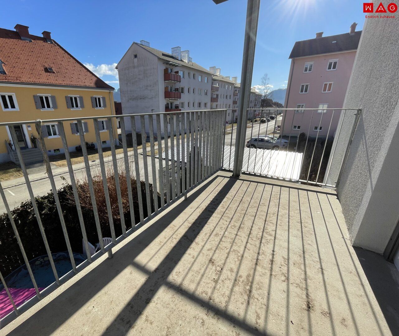 Geräumige Eigentumswohnung mit Balkon & Garten!