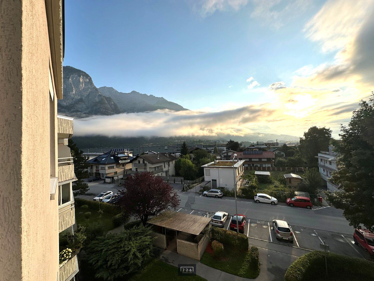 226 Immobilien: Sanierungsbedürftige 3-Zimmer-Whg. + separate Küche und Südloggia in VÖLS