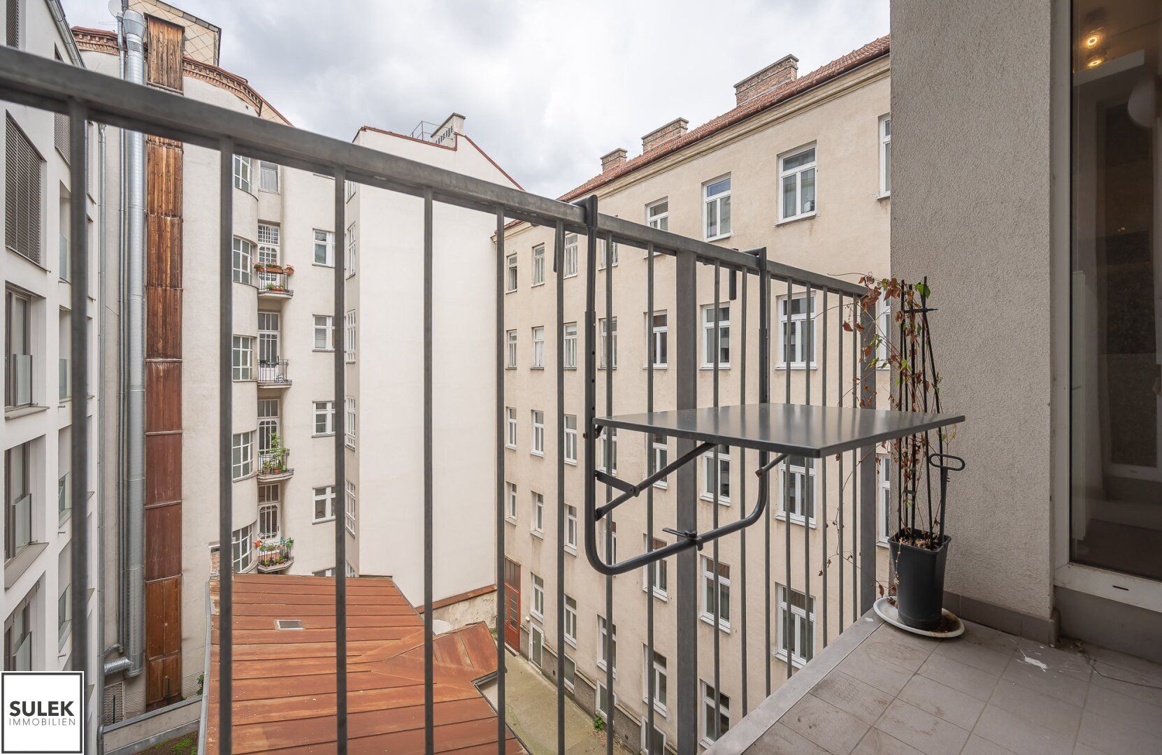 ab August beziehbar - gut geschnittene 3 Zimmer-Neubauwohnung mit kleiner Loggia in der Zieglergasse!