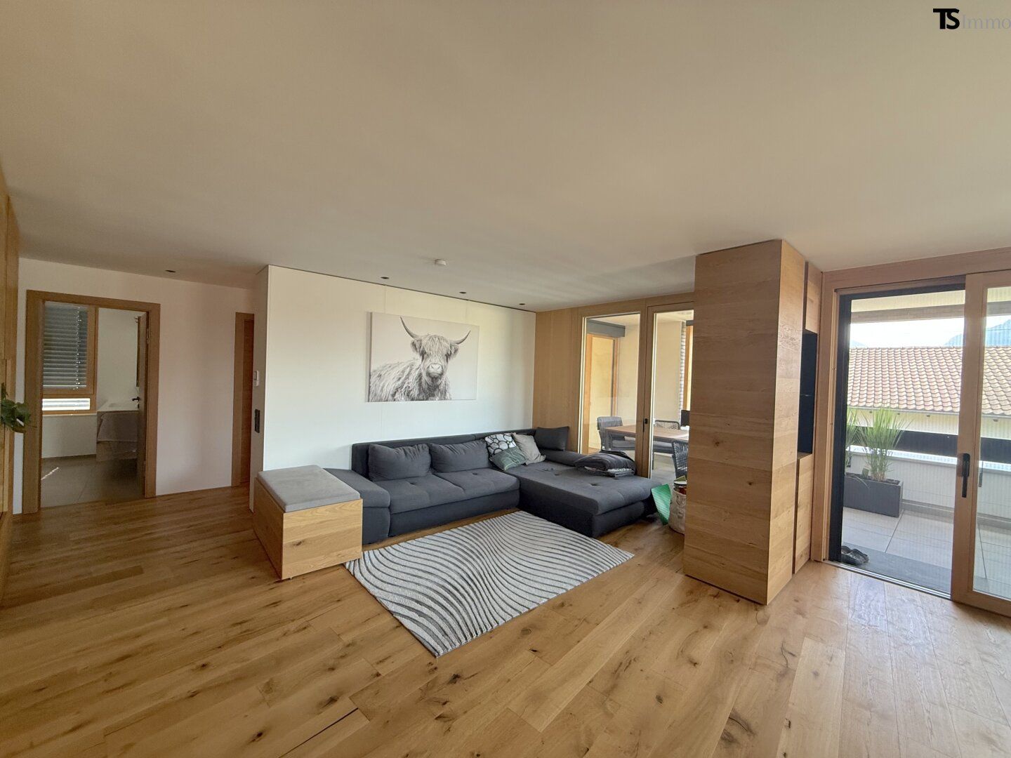 Neuwertige Maisonette in Sulz: 5 Zimmer, Balkon, Terrasse - Ihr Traum wird wahr!