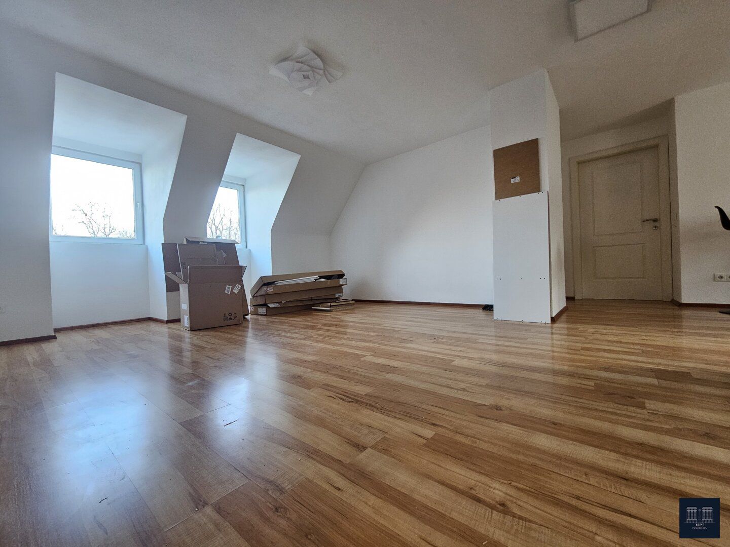 Frisch sanierte 4-Zimmer-Altbauwohnung mit Gartennutzung
