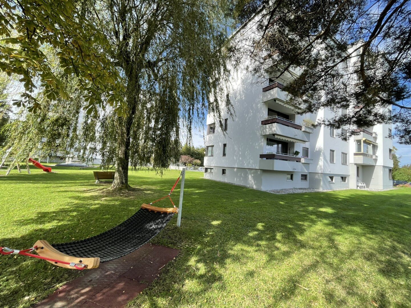 Wohnen über den Dächern von Hard - Stilvolle 4,5-Zimmer-Dachgeschosswohnung mit Weitblick