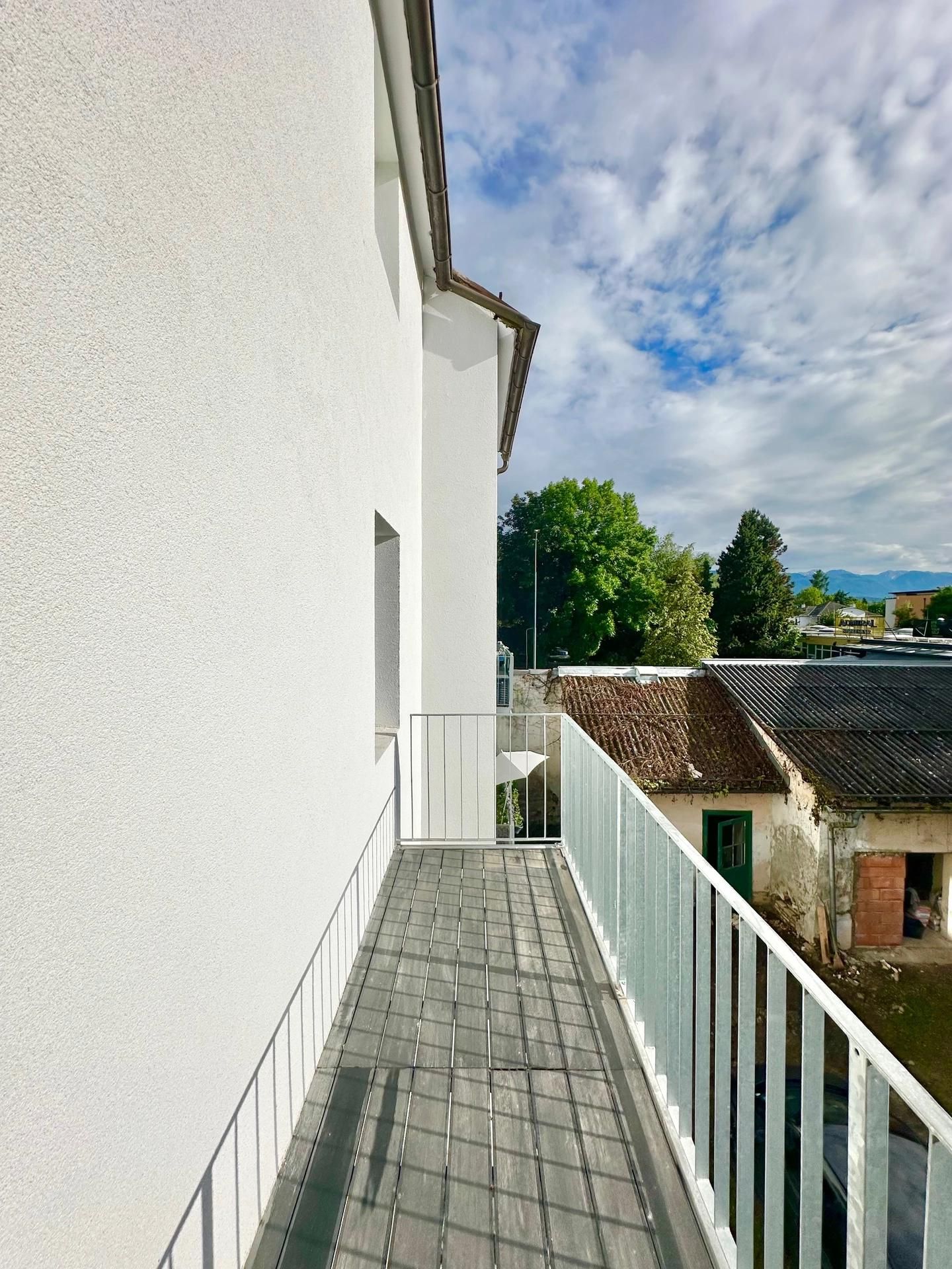 Zinshaus mit 12 Kleinwohnungen zu verkaufen (Provisionsfrei) - Ansicht 3