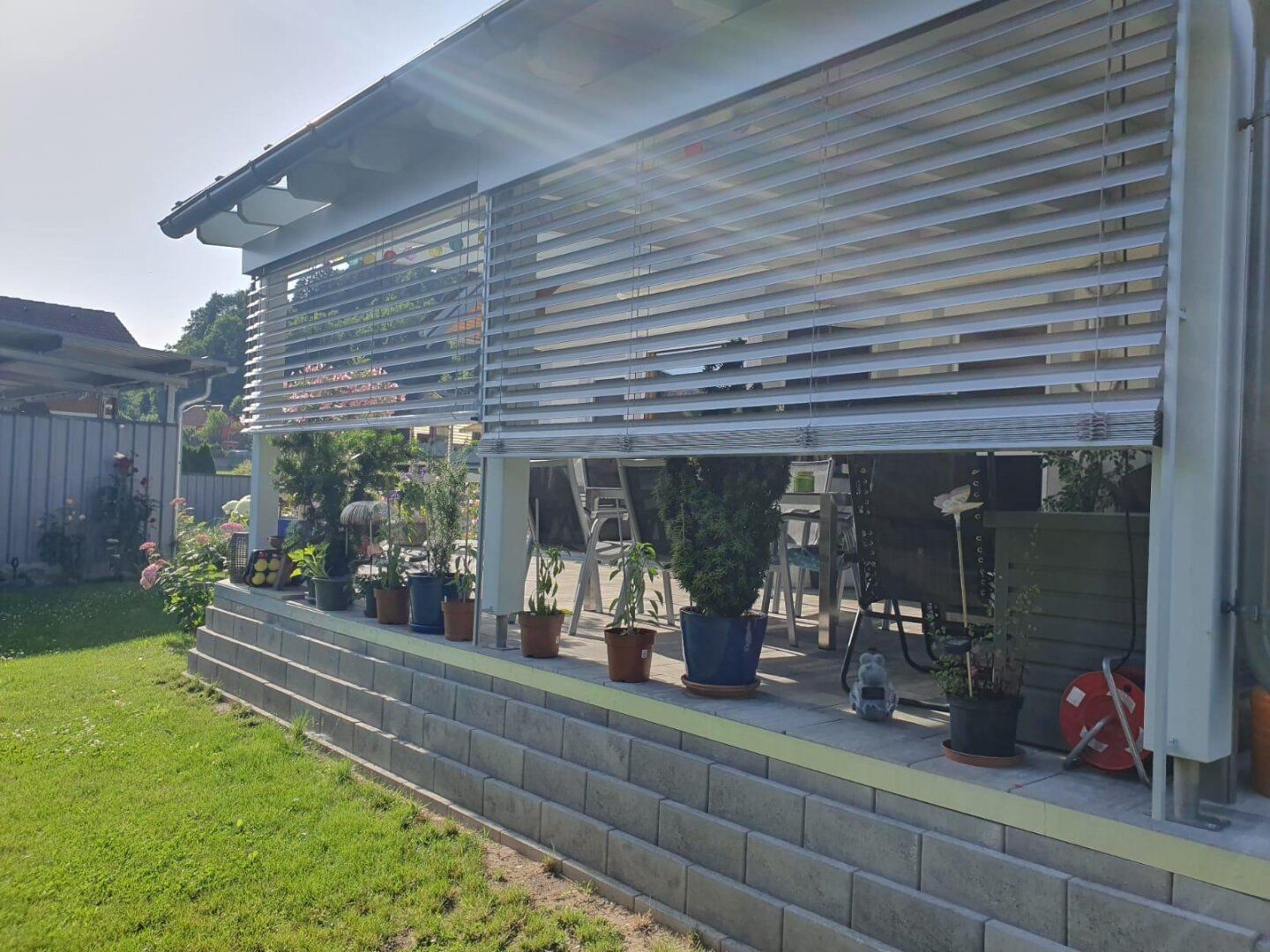 super Bungalow - Wohn Haus mit Büro & Lager und mit neuer Terrasse, 3 er Carport, Preis € 449 000.- – pohled 6
