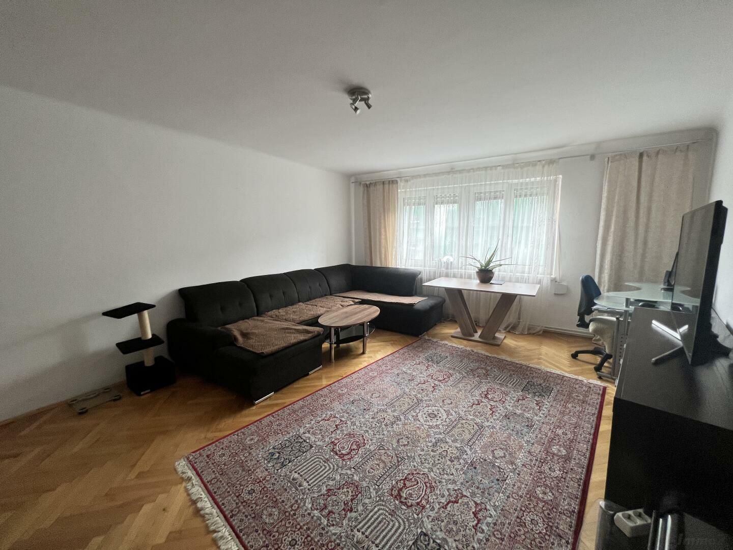 Graz, vermietete Anleger-ETW + 3 Zimmer + Küche und Balkon