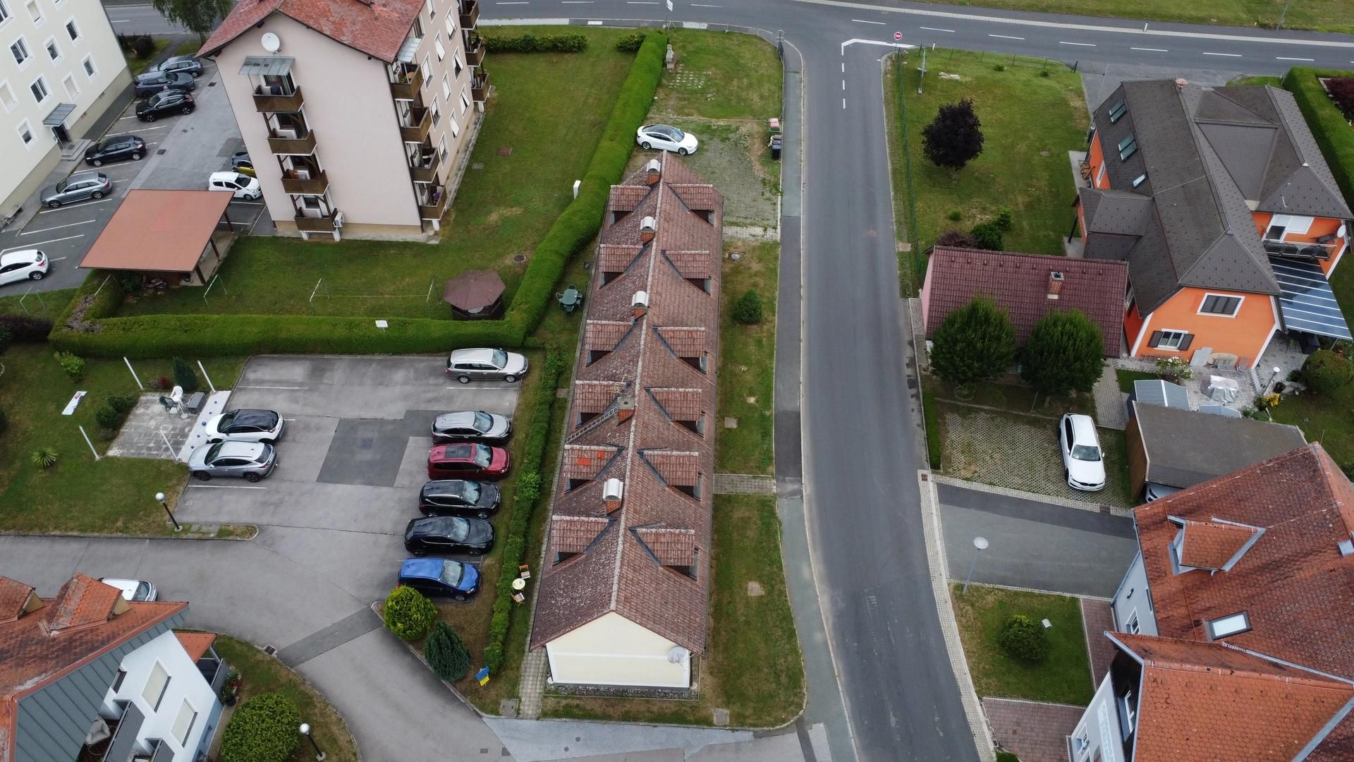 MEHRPARTEIENHAUS MIT ENTWICKLUNGSPOTENZIAL (Provisionsfrei) - Ansicht 4