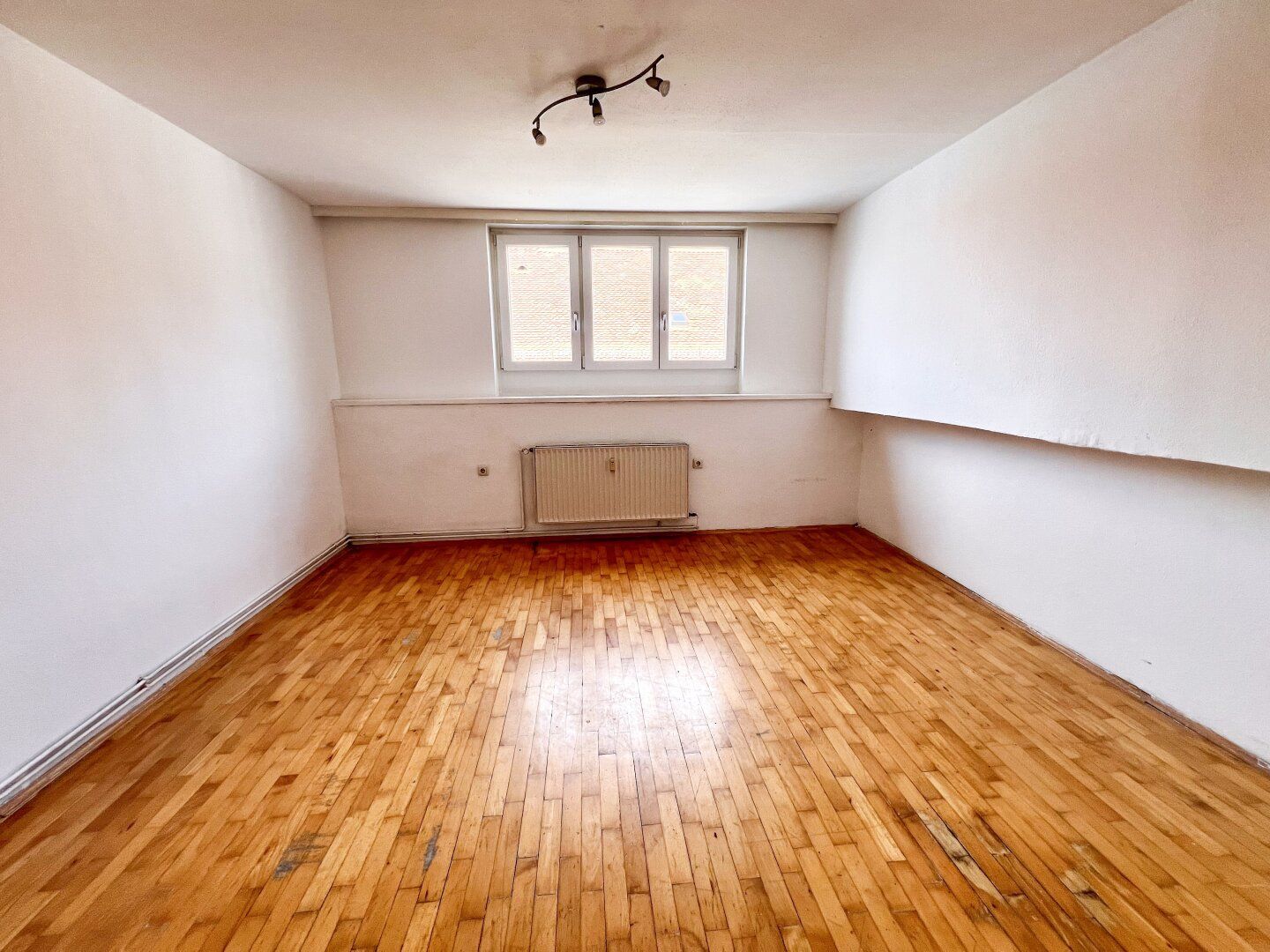 Kleine gemütliche Wohnung in zentraler Lage, ideal für Studenten