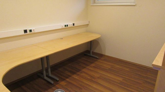 12 Büro
