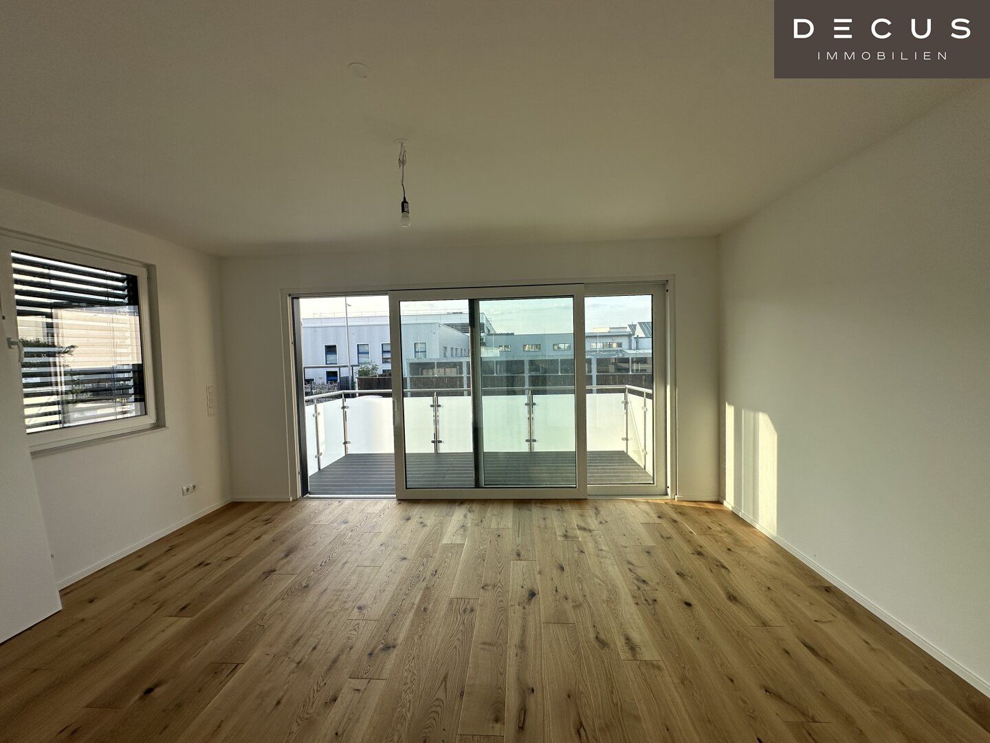 | NEUBAU | MODERNSTE BAUWEISE | RUHELAGE