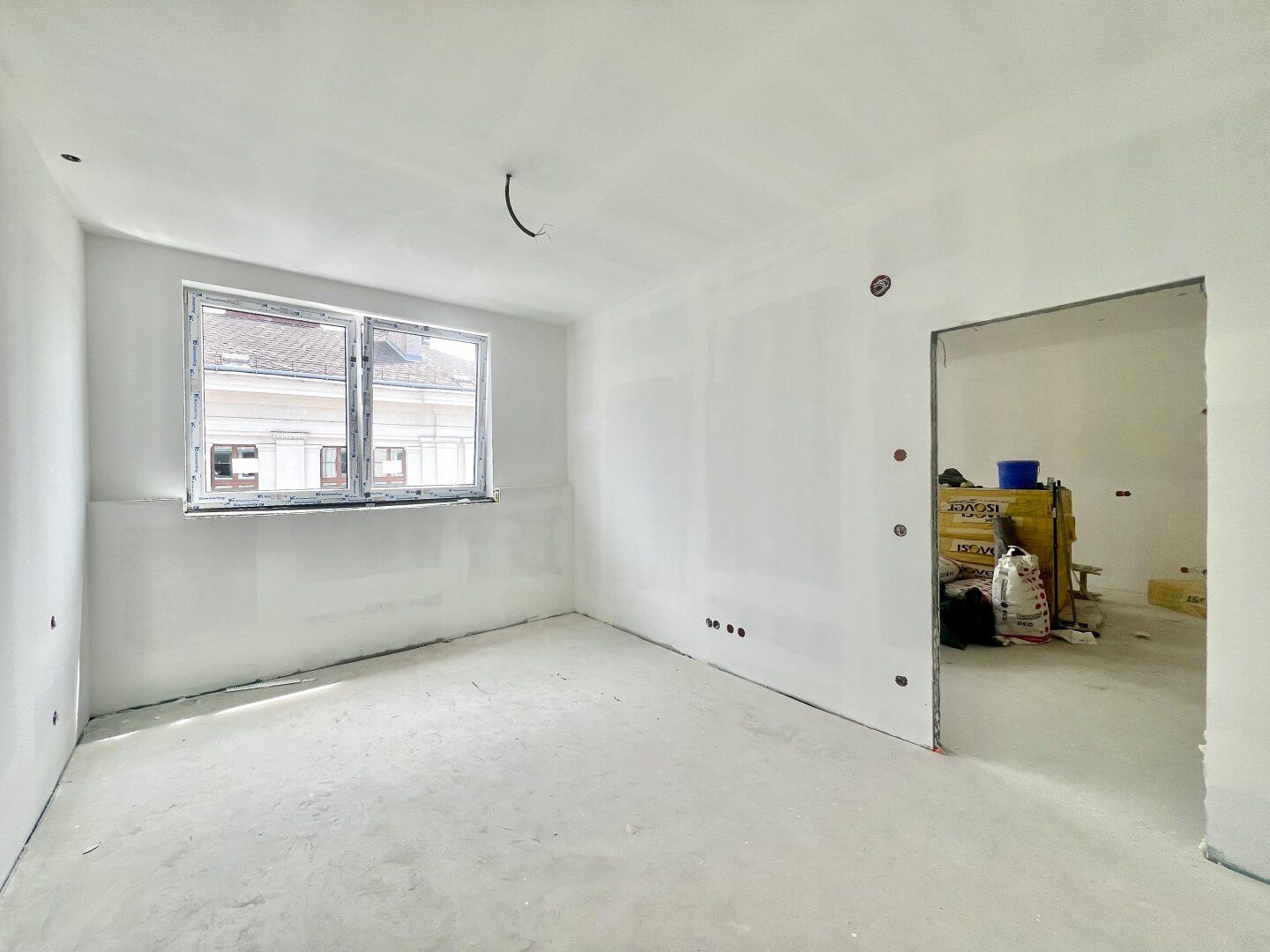 Erstbezug: Helle Wohnung mit gutem Grundriss!