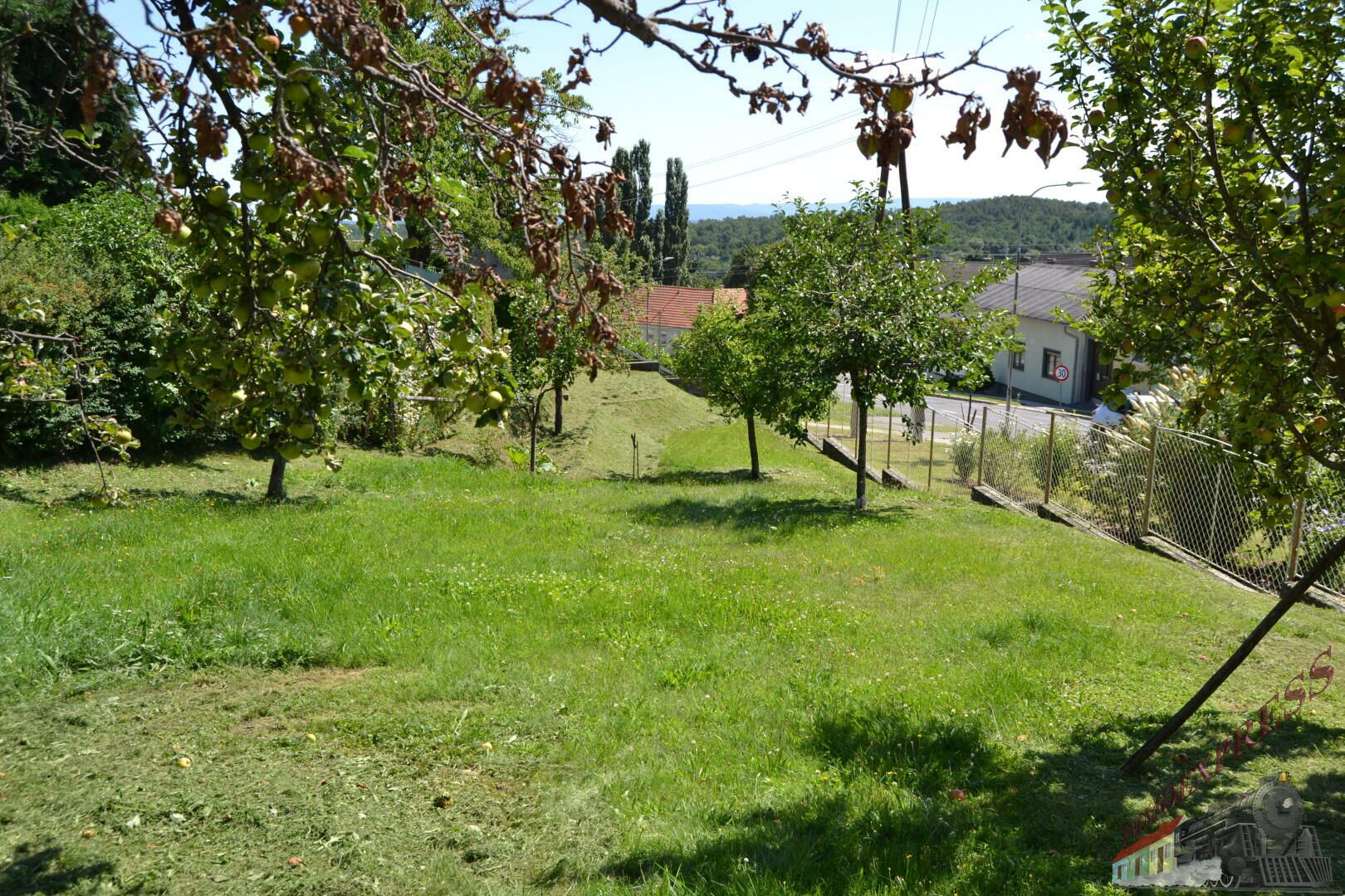 Einzigartiges Einfamilienhaus mit unverbaubarem Weitblick und Erweiterungspotenzial für ein weiteres Haus