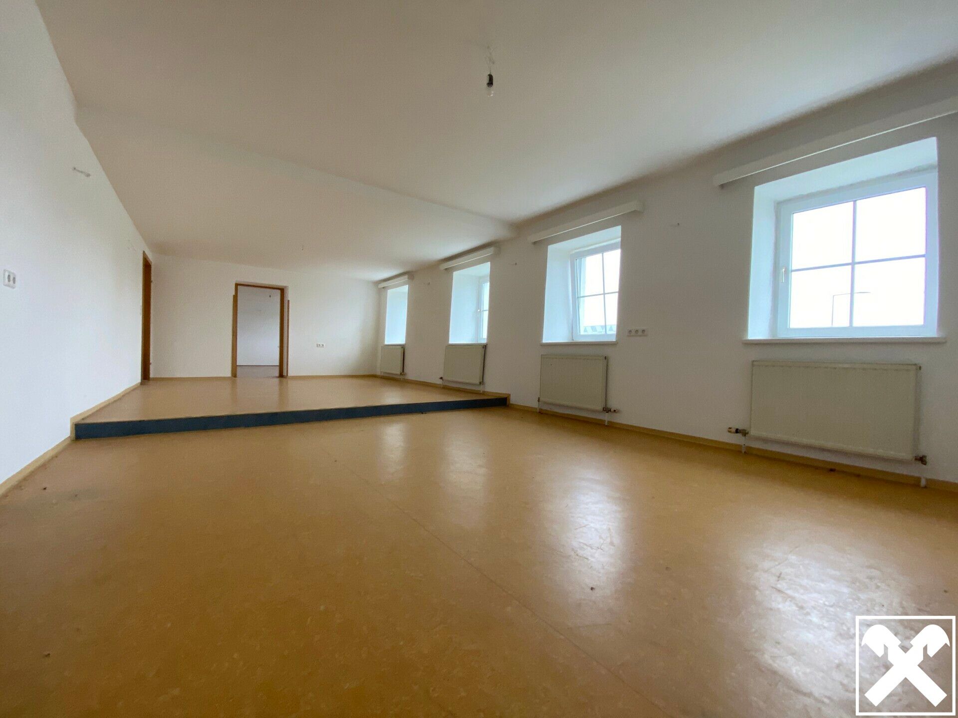 Großzügige Büroflächen in verkehrsgünstiger Lage! - Ansicht 5