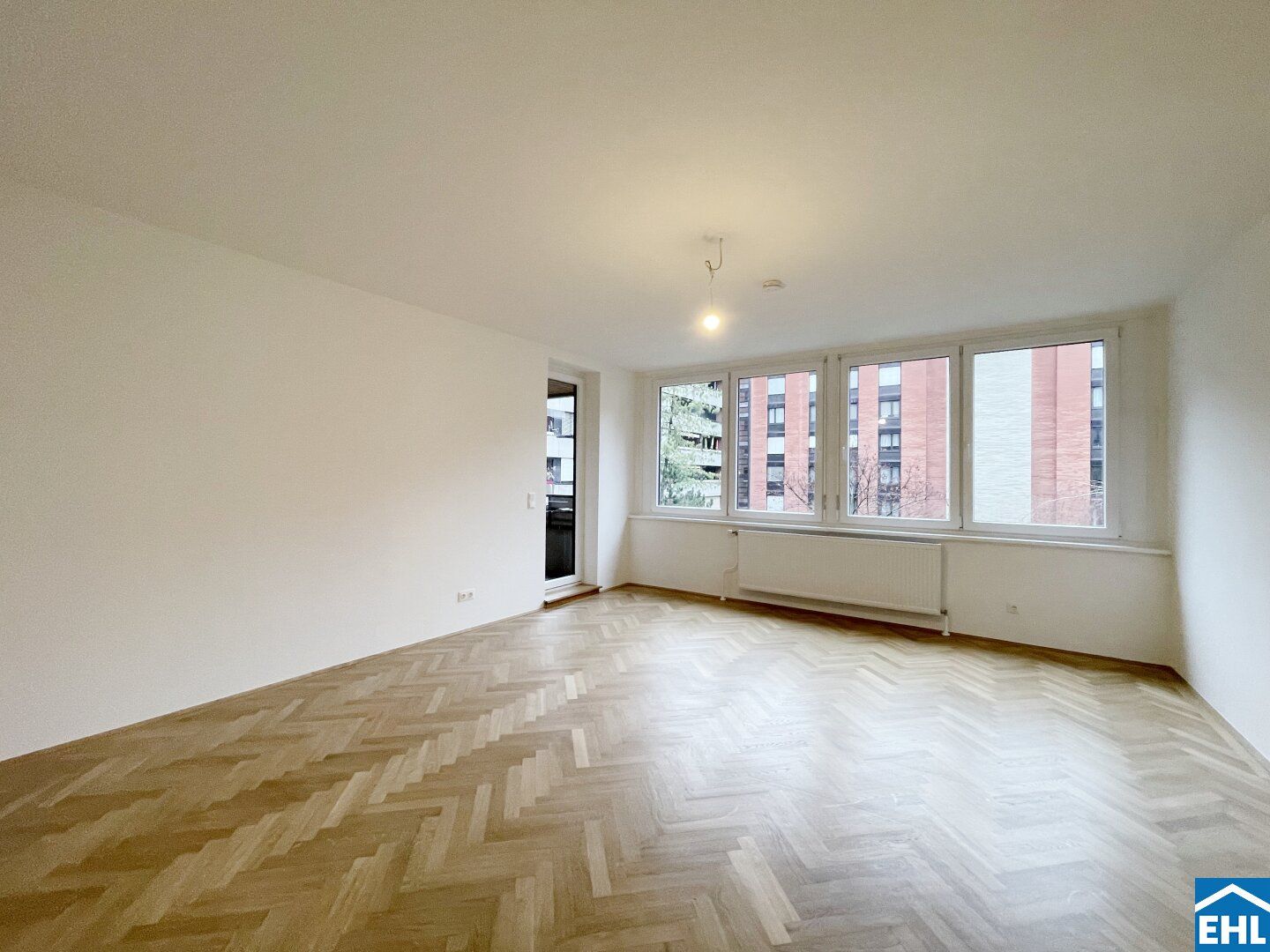 Traumhafte 4-Zimmer-Wohnung mit Loggia im Arsenal