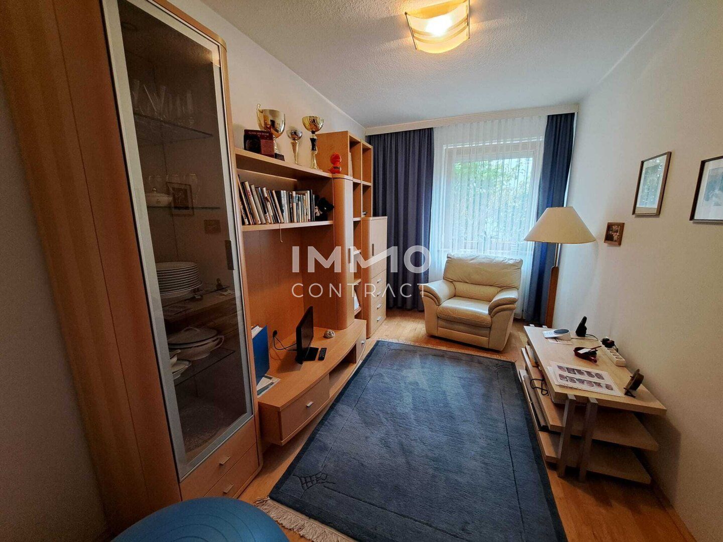 LIEBESVOLLES HAUS MIT DOPPELGARAGE UND SCHÖNEN GARTEN IN ANSFELDEN FÜR INVESTOREN OHNE WOHNBEDÜRFNIS - Mehr