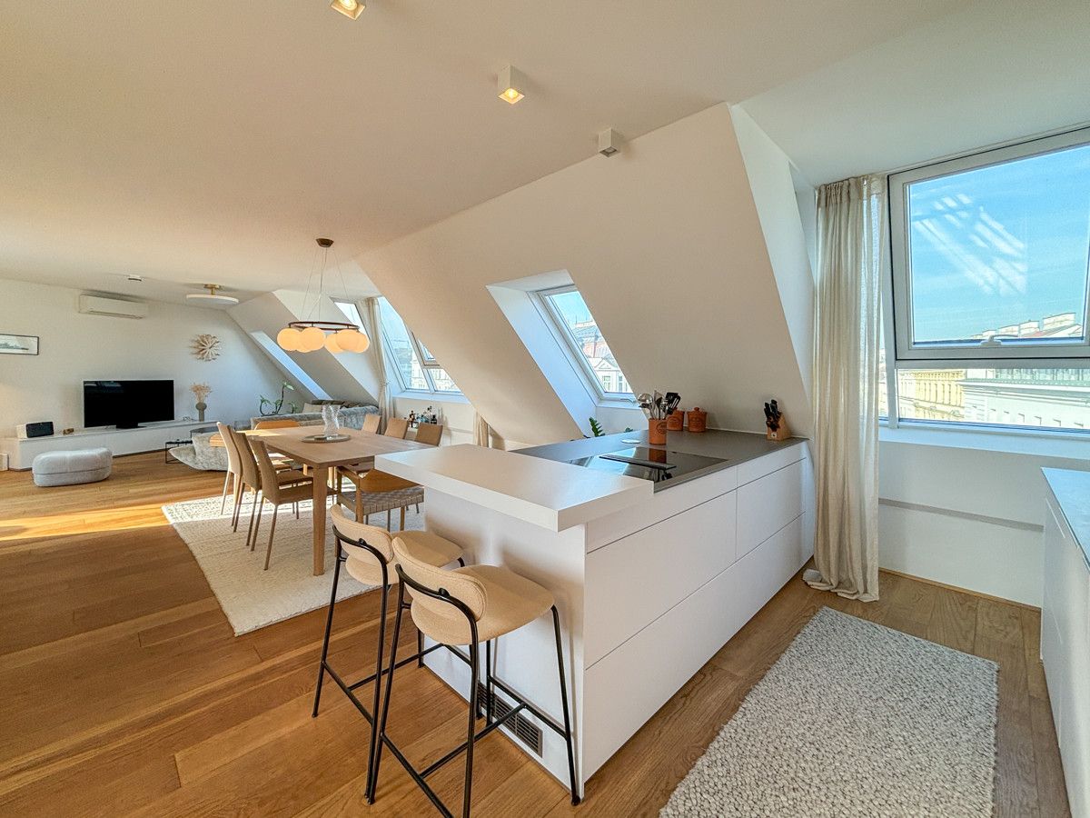 Elegantes Terrassen-Rooftop-Apartment beim Liechtensteinpark