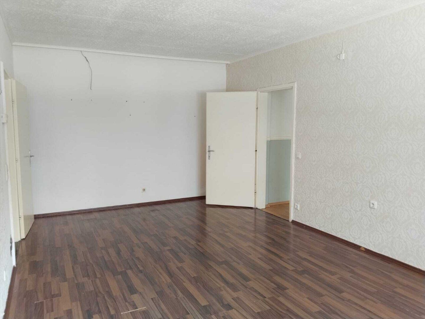 Ihre Chance: Renovierungsbedürftige Wohnung mit viel Potenzial zum fairen Preis!